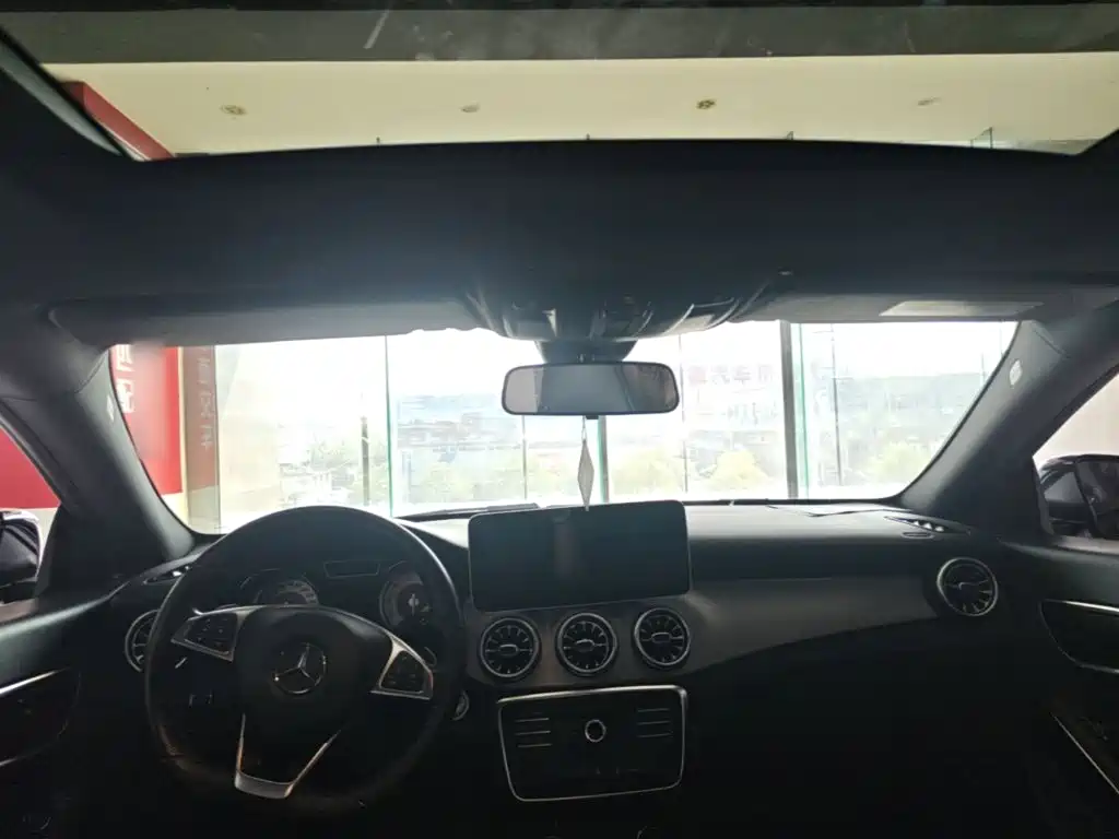 Mercedes-Benz CLA (Import) — миниатюра 18