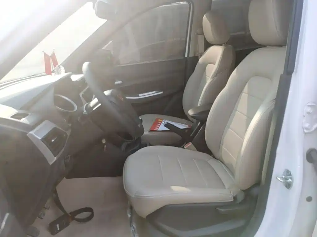 Wuling Hongguang — миниатюра 15