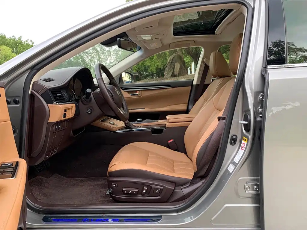 Lexus ES — миниатюра 4