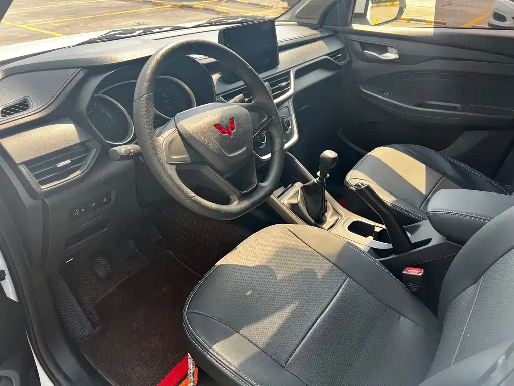 Wuling Hongguang S3 — миниатюра 15