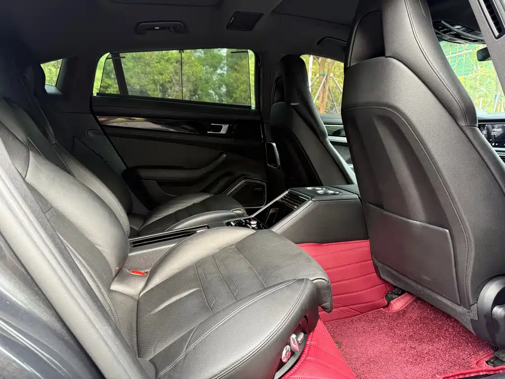 Porsche Panamera — миниатюра 6