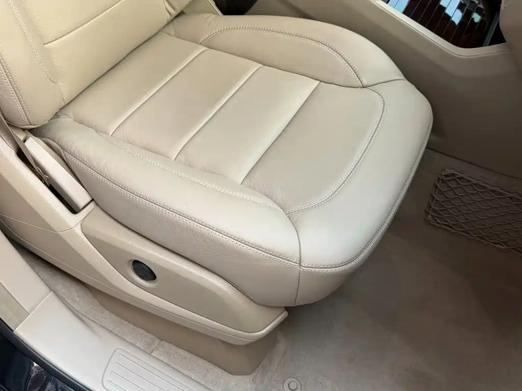 Mercedes-Benz M-Class — миниатюра 12