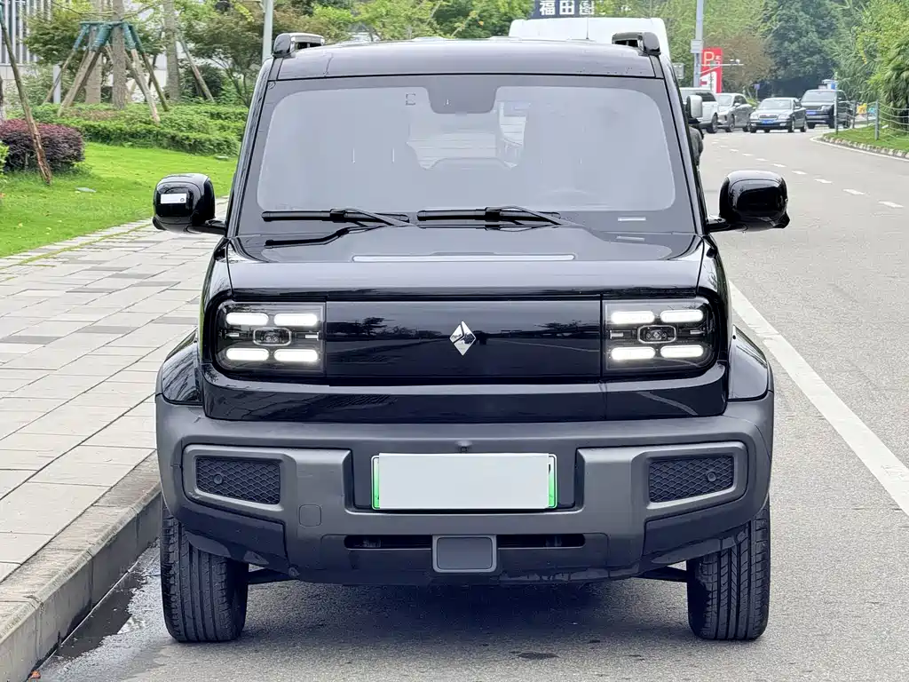 Baojun Yueye — миниатюра 2