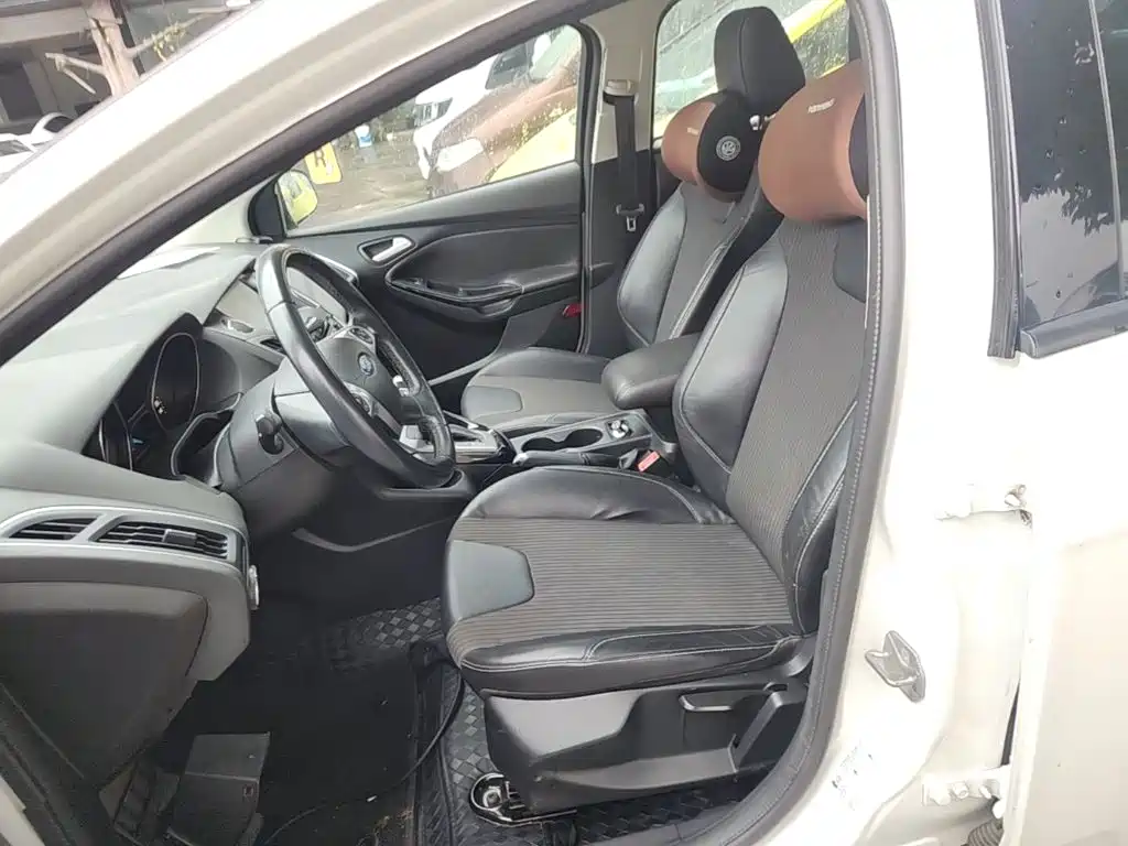 Ford Focus — миниатюра 15
