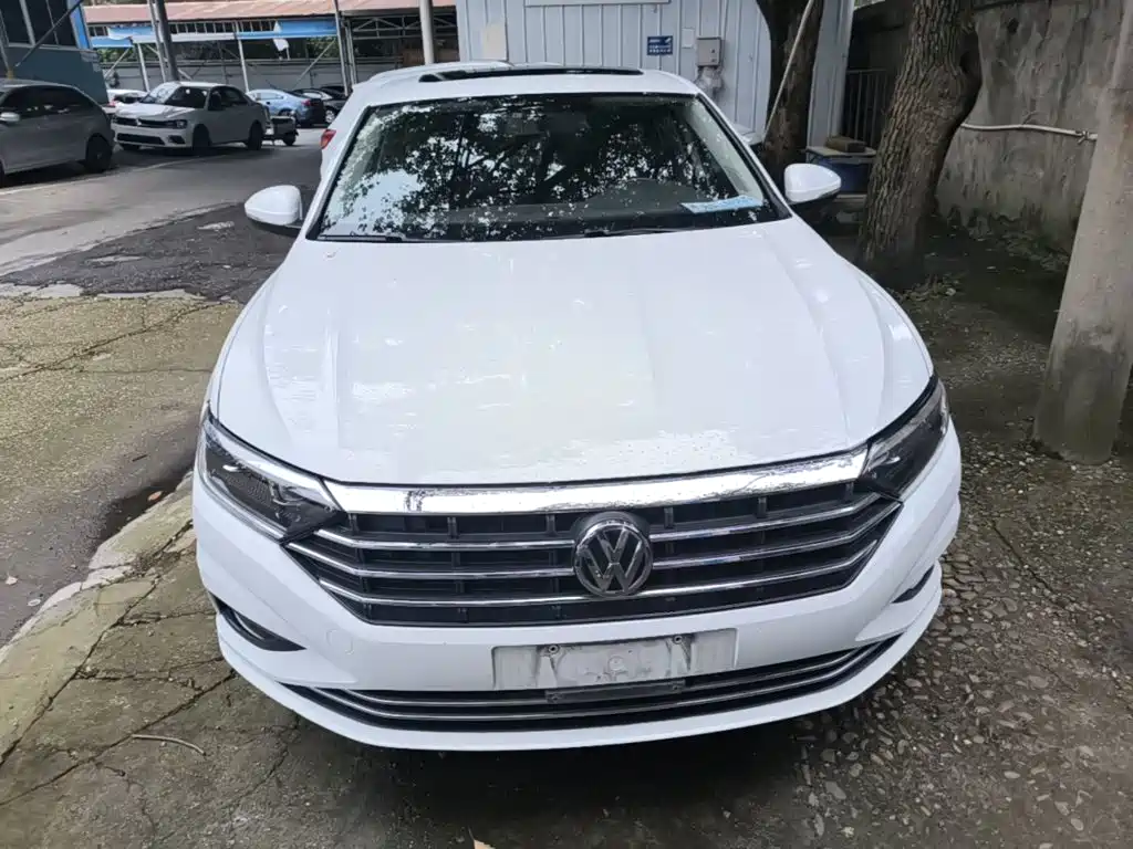 Volkswagen Sagitar — миниатюра 3