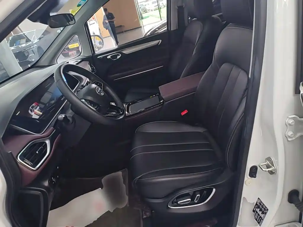 GAC Motor Trumpchi M6 — миниатюра 15