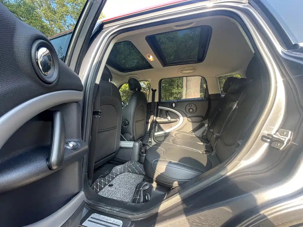 MINI Countryman 1.6T COOPER ALL4 Park Lane, фото 17