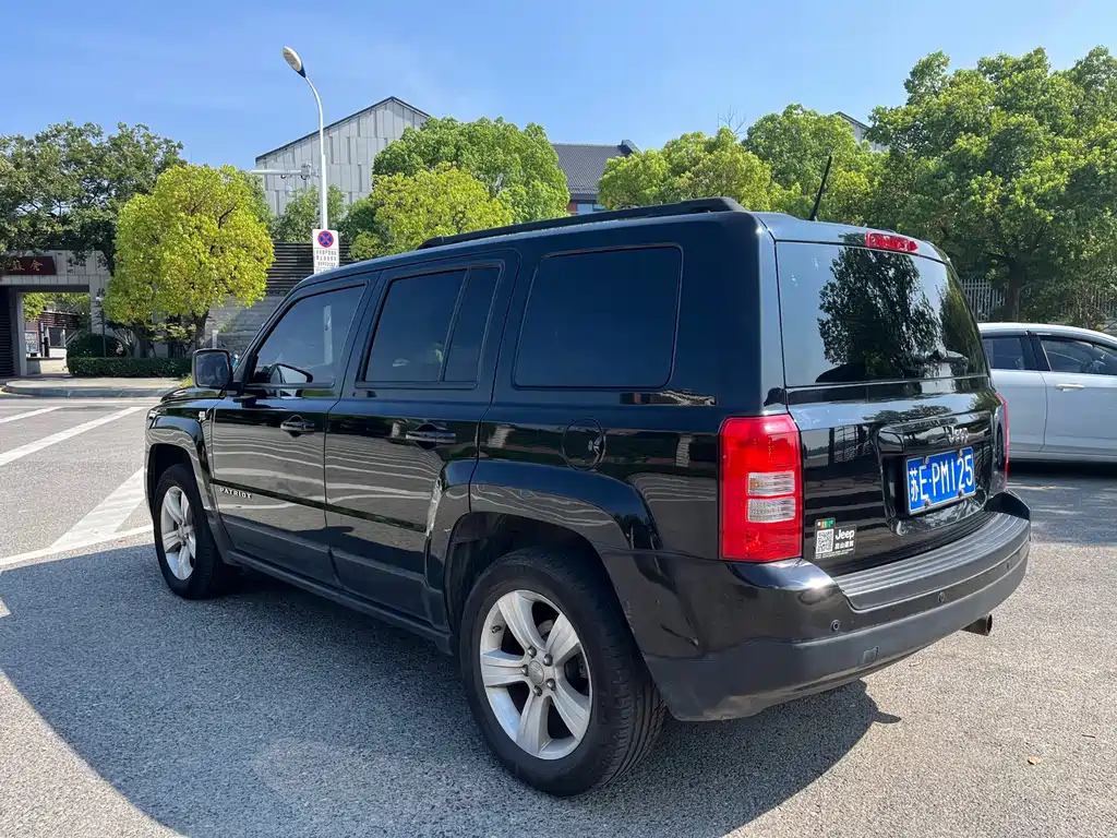 Jeep Patriot — миниатюра 4