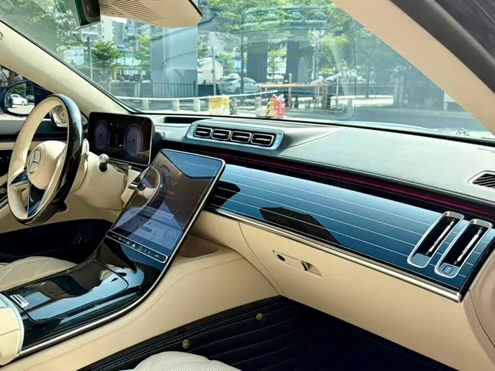 Mercedes-Benz S-Class — миниатюра 9