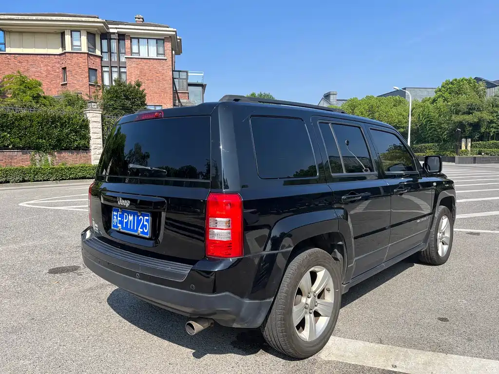 Jeep Patriot — миниатюра 6