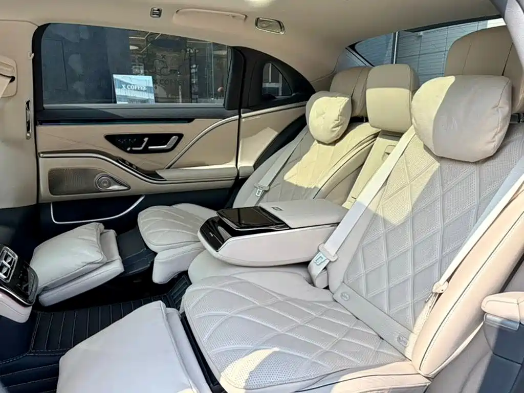 Mercedes-Benz S-Class — миниатюра 7