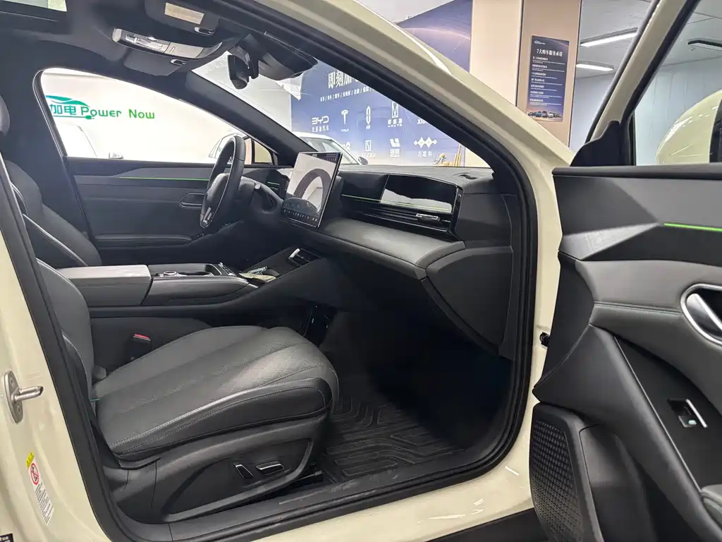BYD Qin L — миниатюра 14