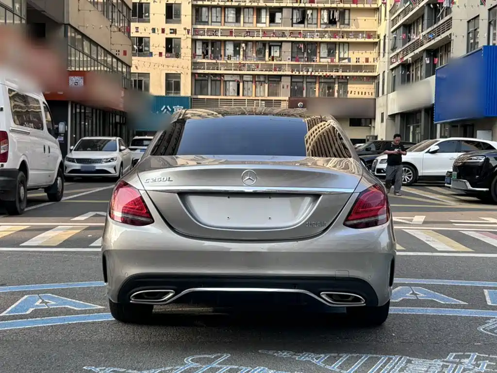 Mercedes-Benz C-Class — миниатюра 7
