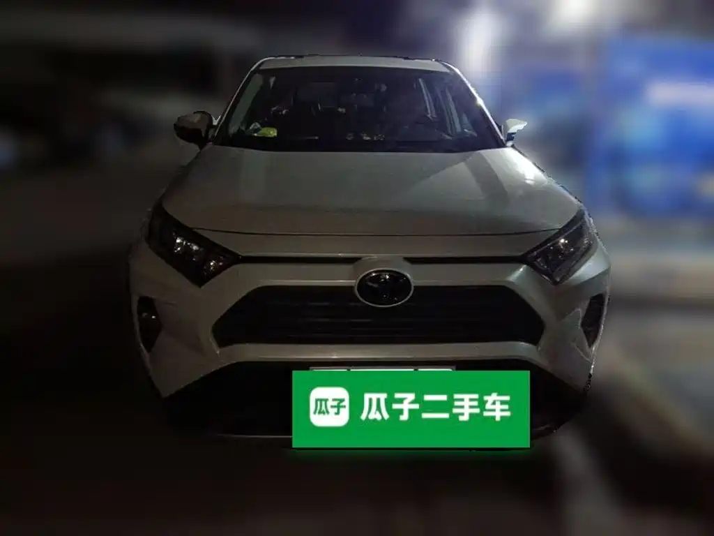 Toyota RAV4 — миниатюра 2