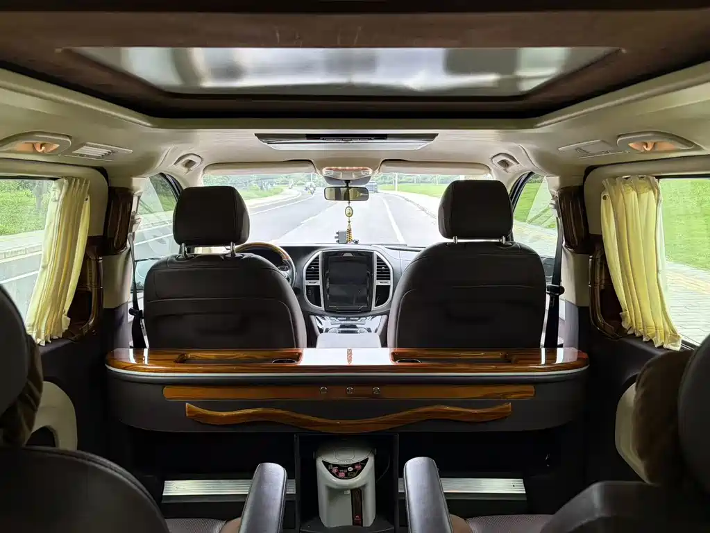 Mercedes-Benz Vito — миниатюра 15