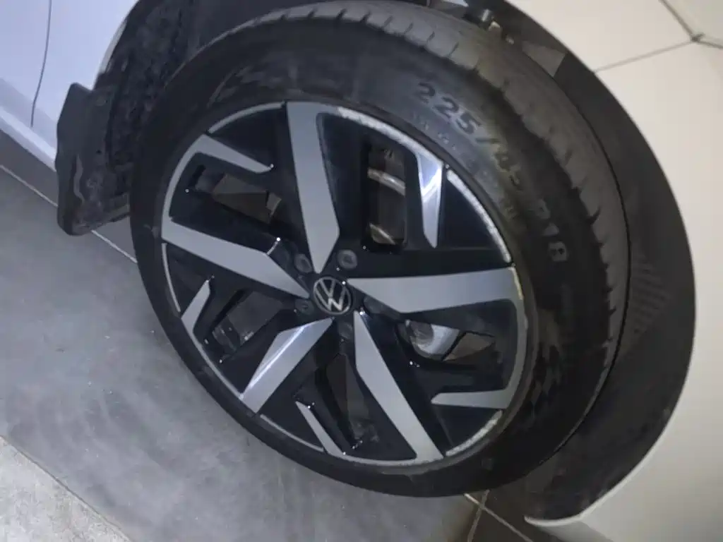 Volkswagen Lamando — миниатюра 8