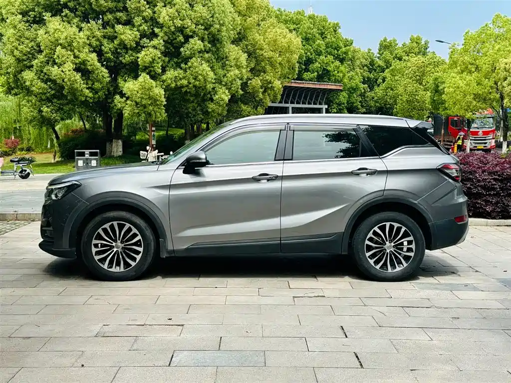 Zhonghua V6 — миниатюра 10
