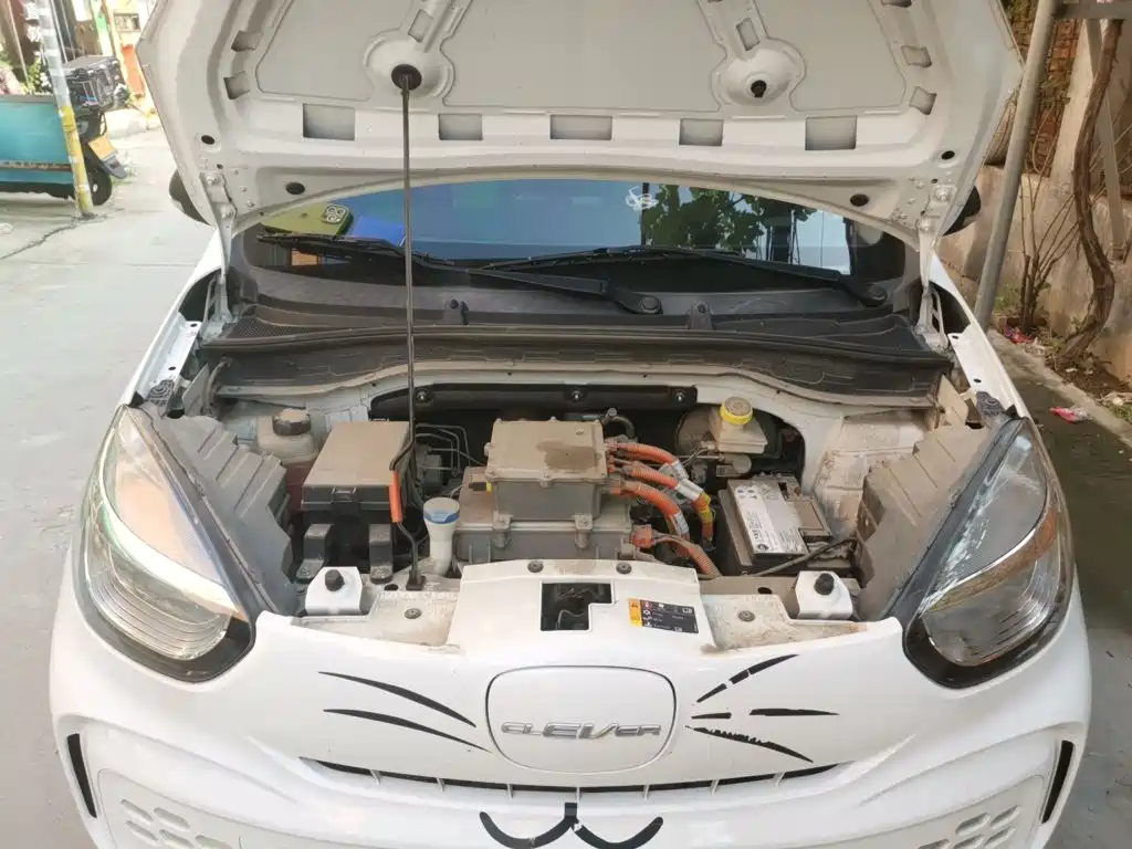 Roewe Clever — миниатюра 11