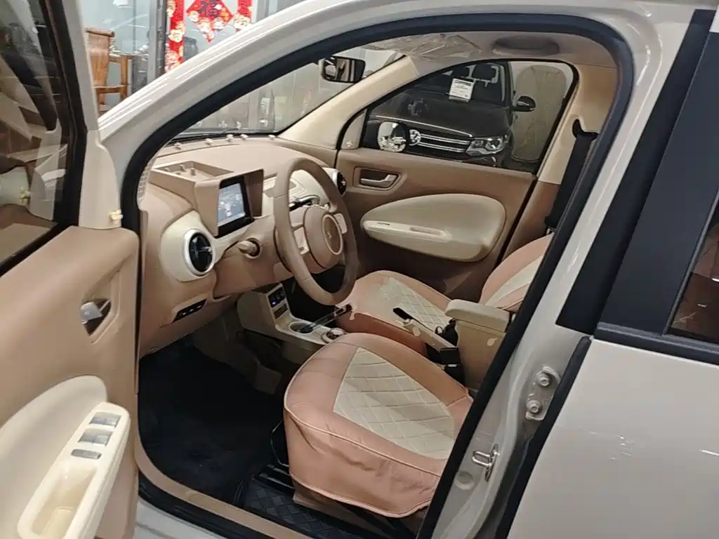 Wuling MINIEV — миниатюра 16
