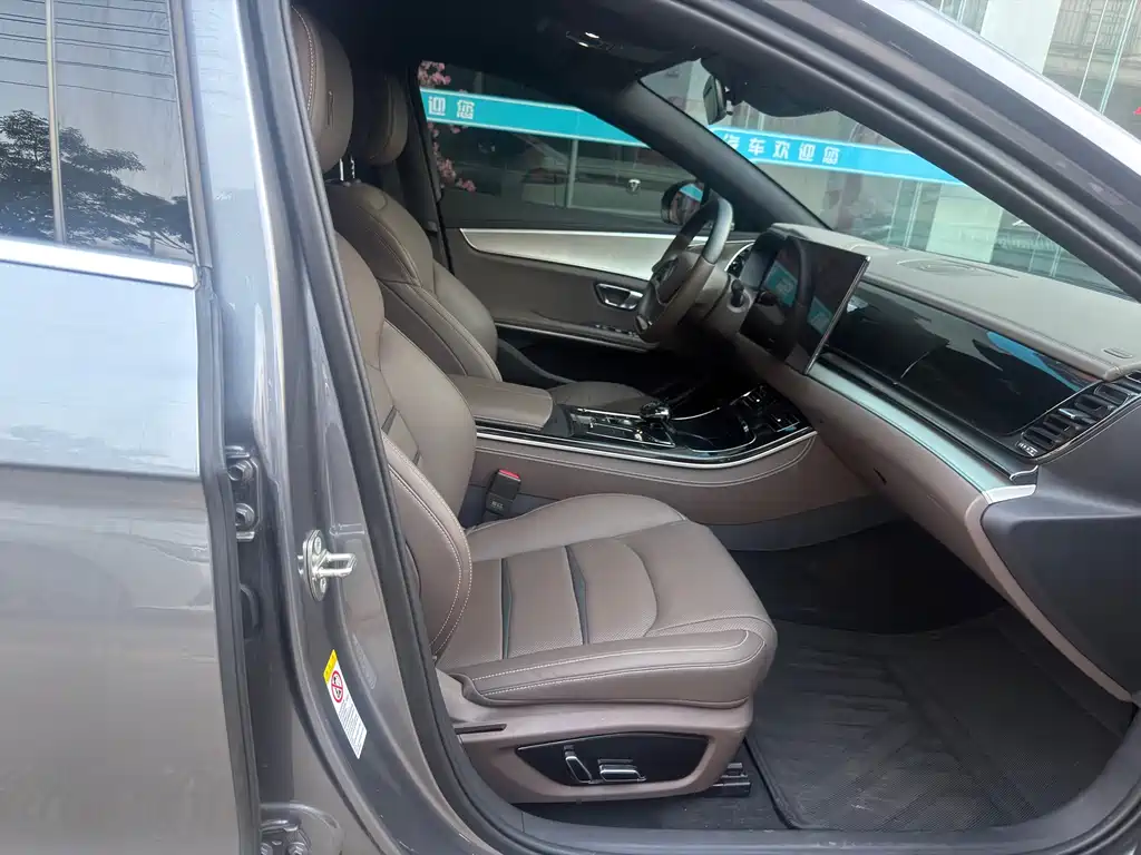 BYD Han — миниатюра 8