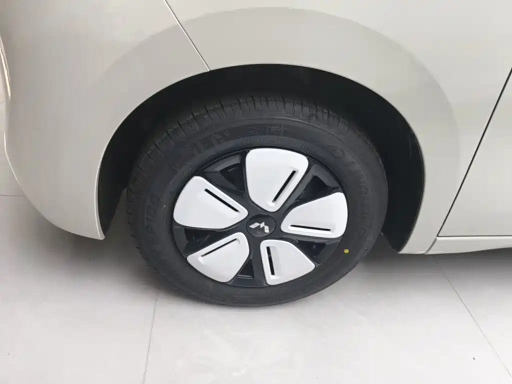 Wuling MINIEV — миниатюра 23