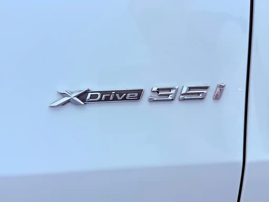 BMW X6 — миниатюра 39
