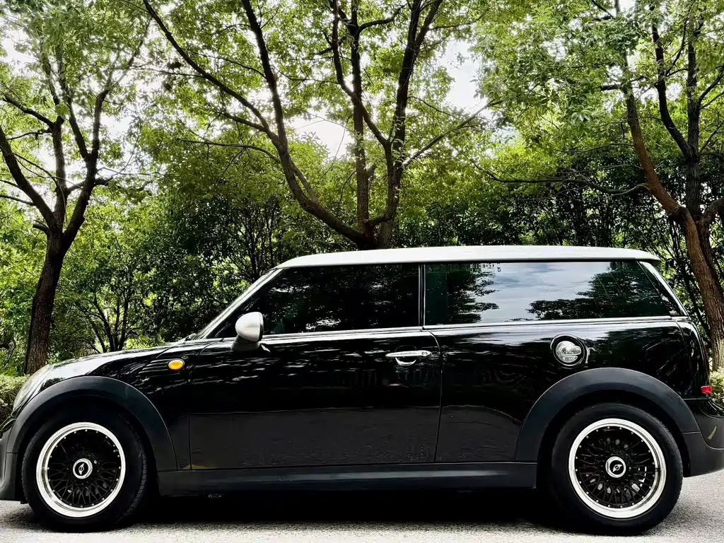 MINI Mini Clubman — миниатюра 4