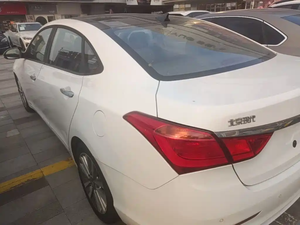 Hyundai Mistra — миниатюра 5