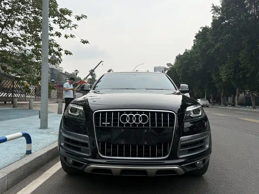 Audi Q7 — миниатюра 2