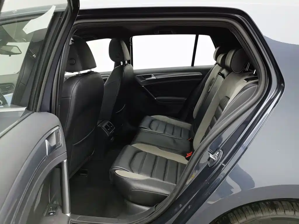 Volkswagen Golf — миниатюра 15