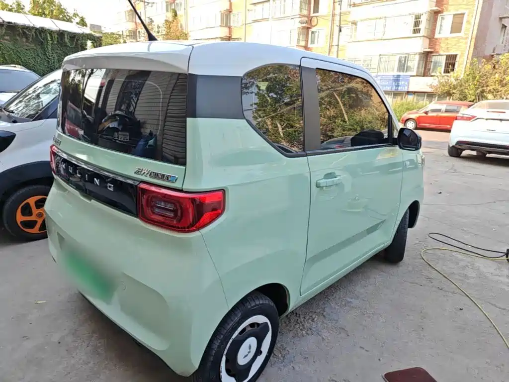 Wuling MINIEV — миниатюра 7