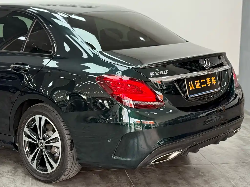 Mercedes-Benz C-Class — миниатюра 17