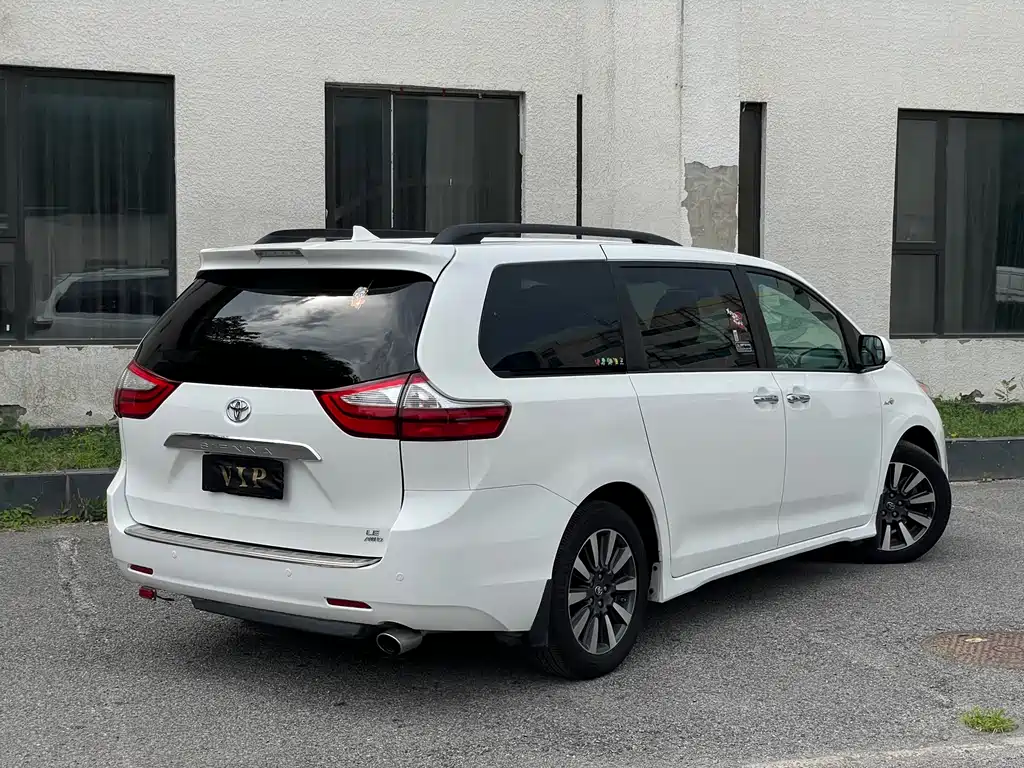 Toyota Sienna 2015 3.5L L