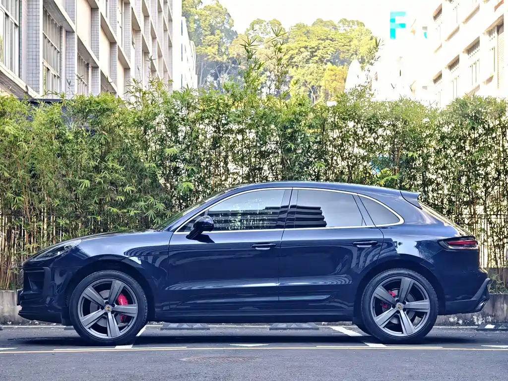 Porsche Macan — миниатюра 5