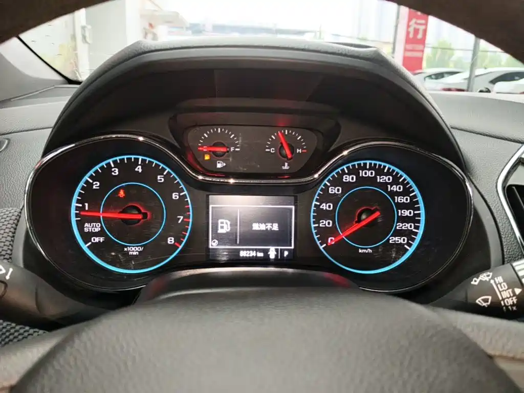 Chevrolet Cruze — миниатюра 12