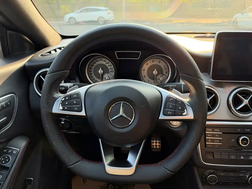 Mercedes-Benz CLA (Import) — миниатюра 14