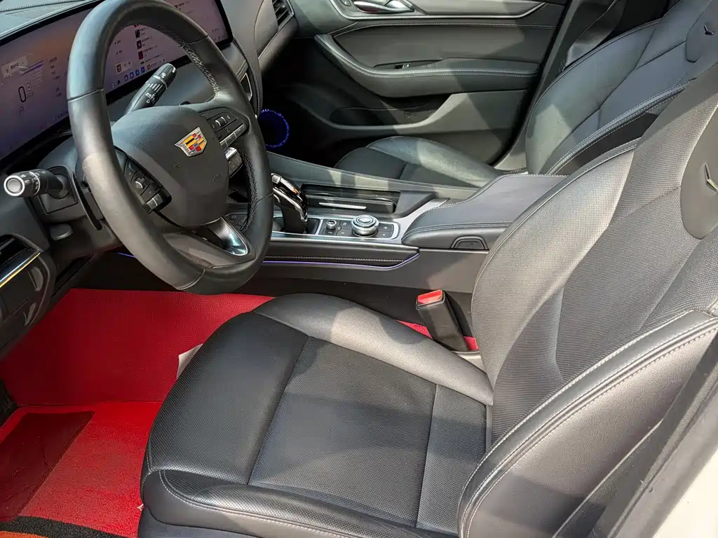 Cadillac CT5 — миниатюра 5