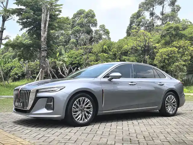 2022 Hongqi H5