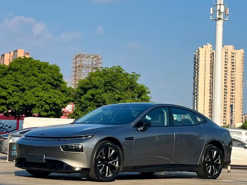 XPeng P7