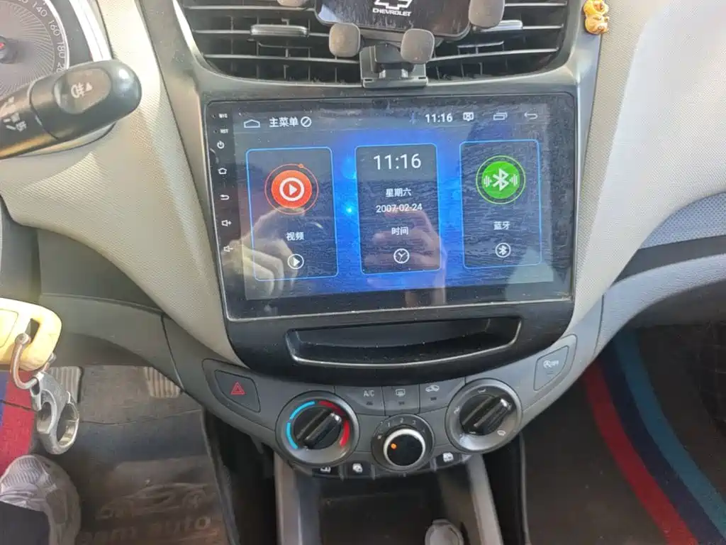 Chevrolet Sail — миниатюра 13