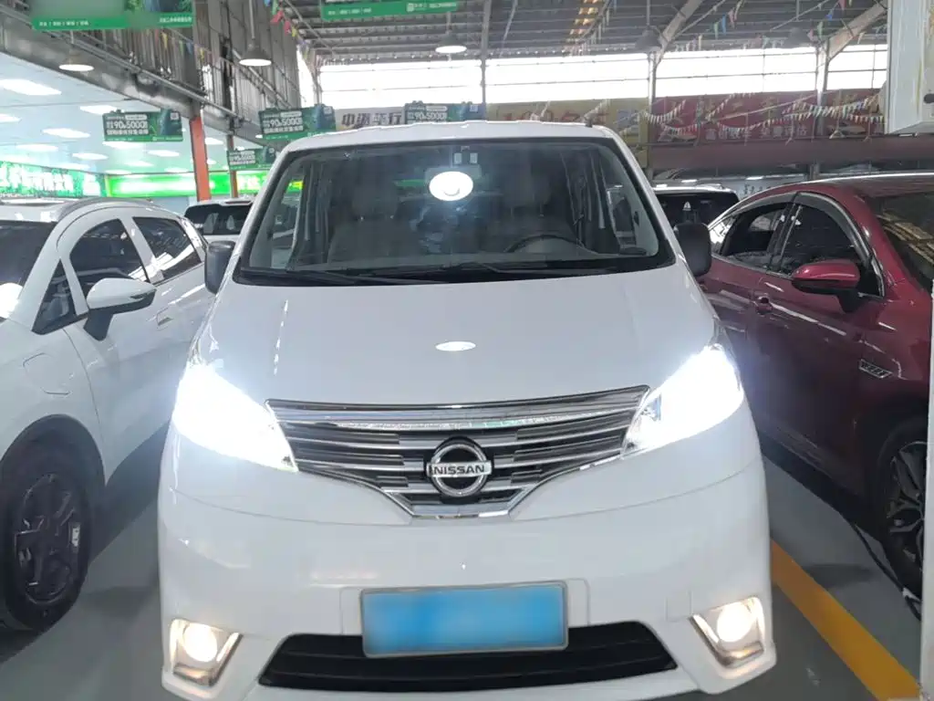 Nissan NV200 — миниатюра 3