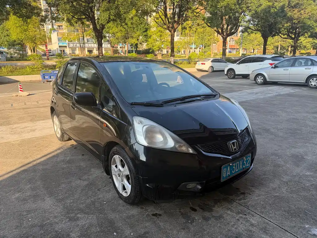 Honda Fit — миниатюра 3