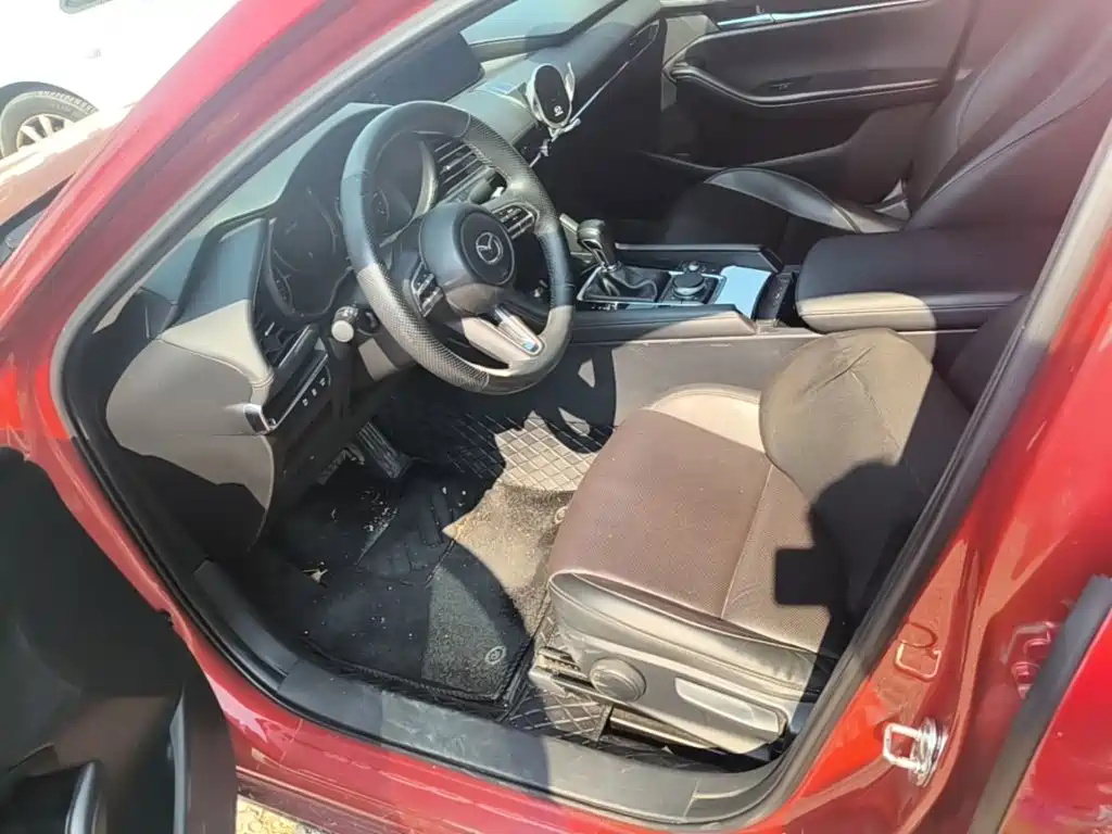 Mazda 3 Axela — миниатюра 11