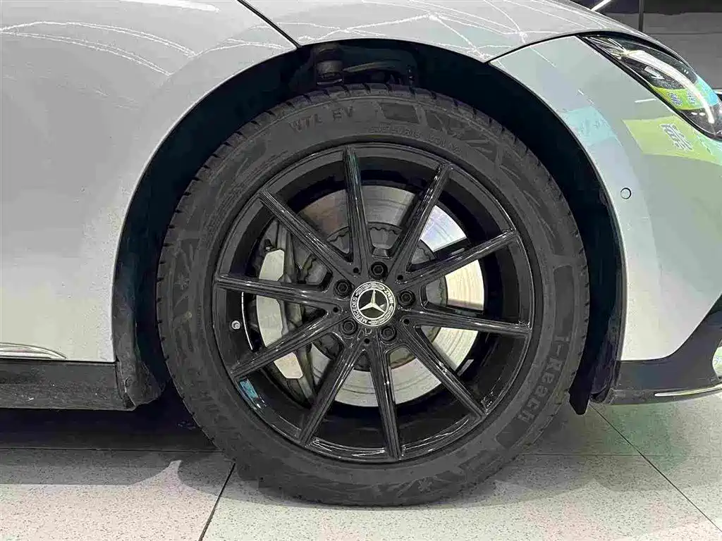 Mercedes-Benz EQE — миниатюра 23