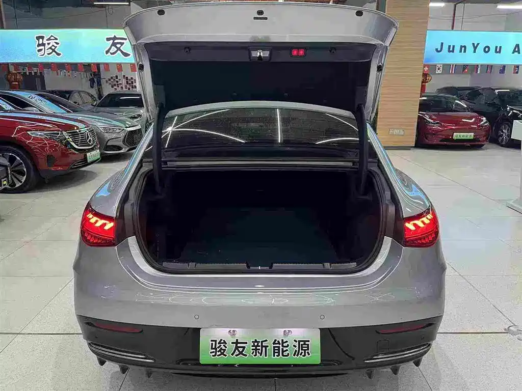 Mercedes-Benz EQE — миниатюра 27
