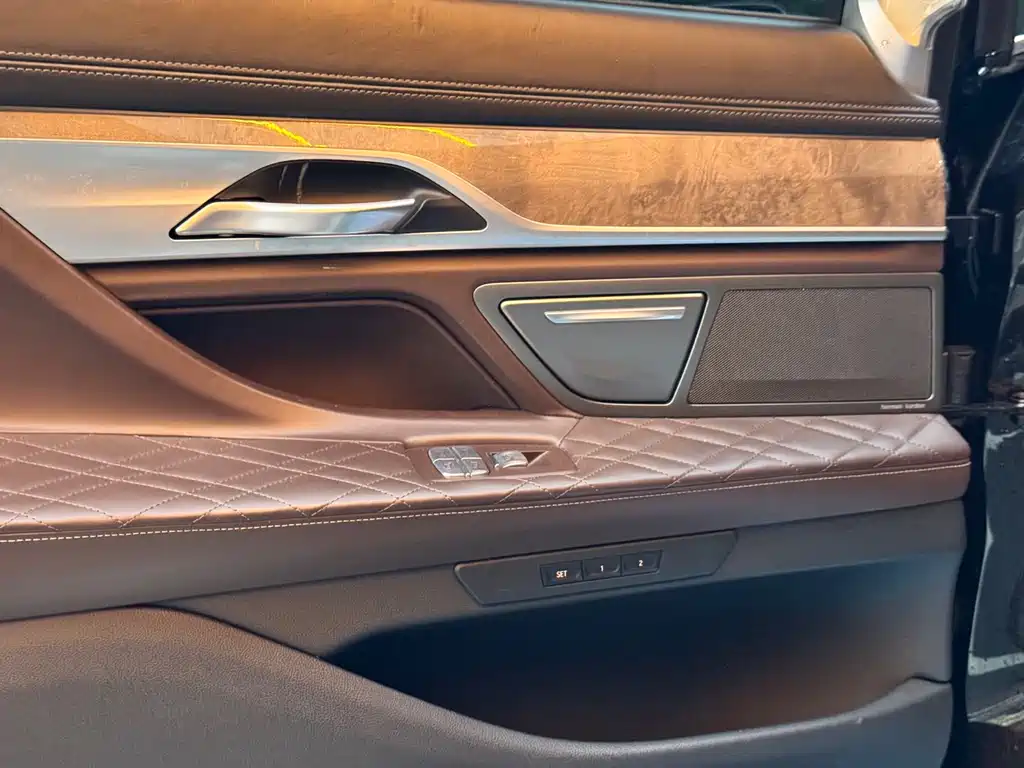 BMW 7 Series 7 2019 740Li Lead Luxury