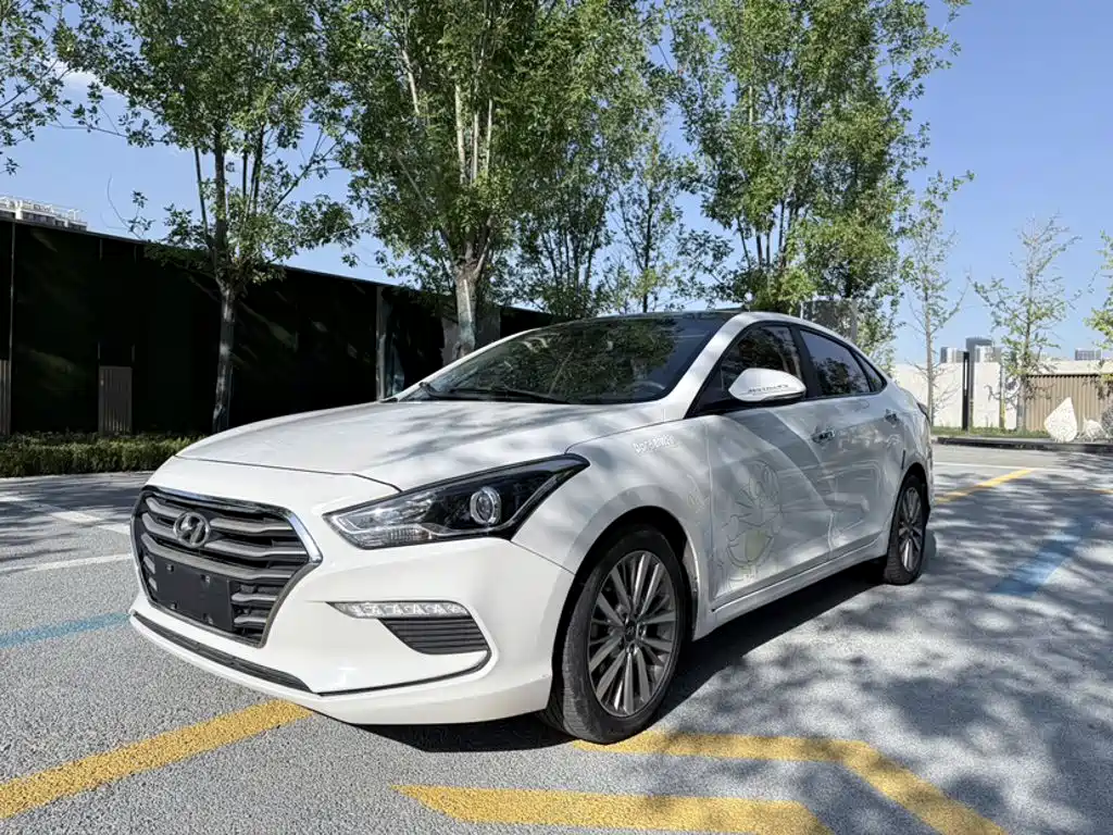 Hyundai Mistra