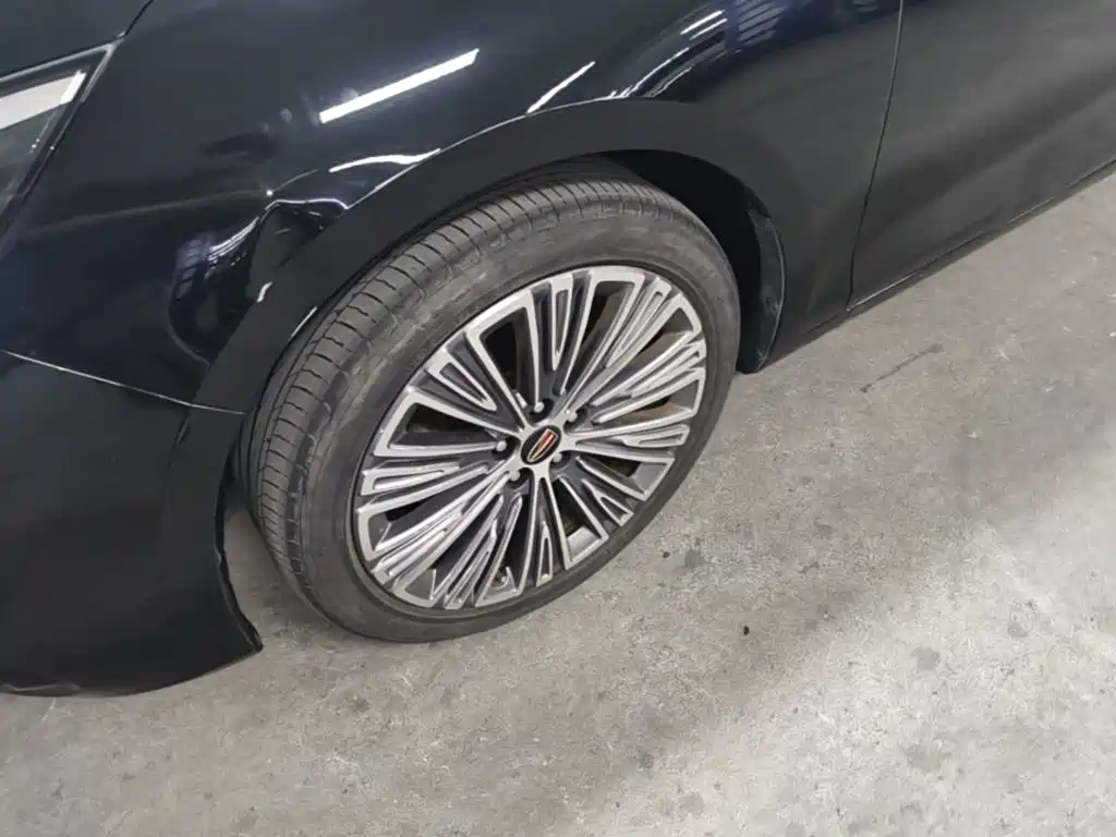 Hongqi Hongqi H5 — миниатюра 23