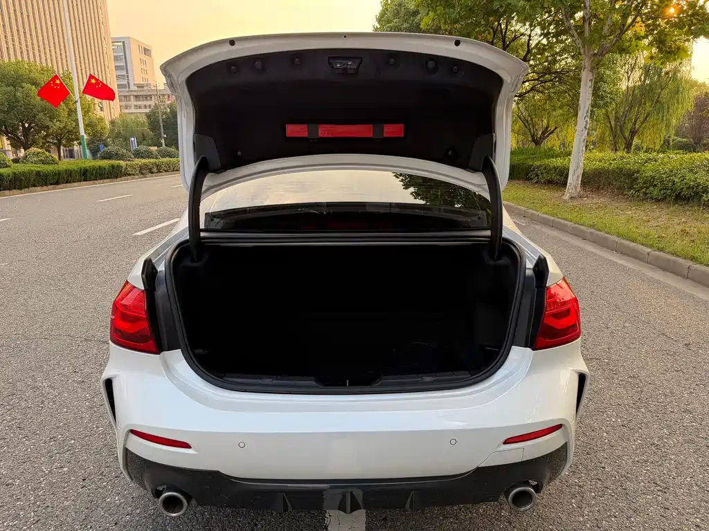 BMW 1 Series — миниатюра 15
