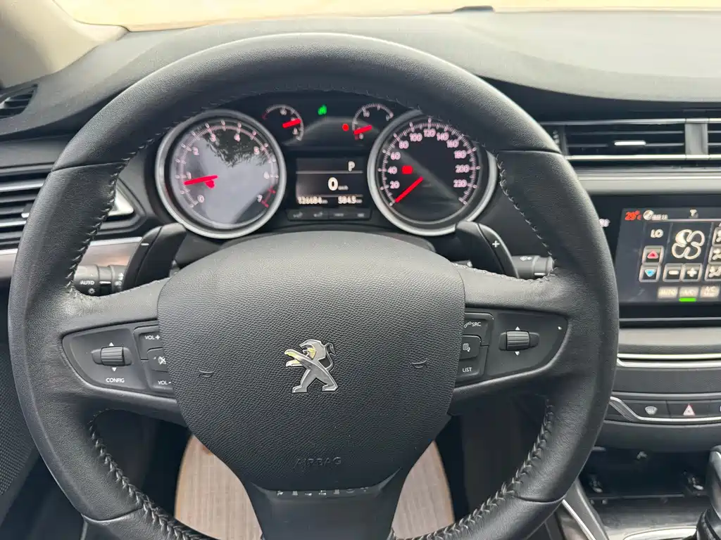 Peugeot 408 — миниатюра 13